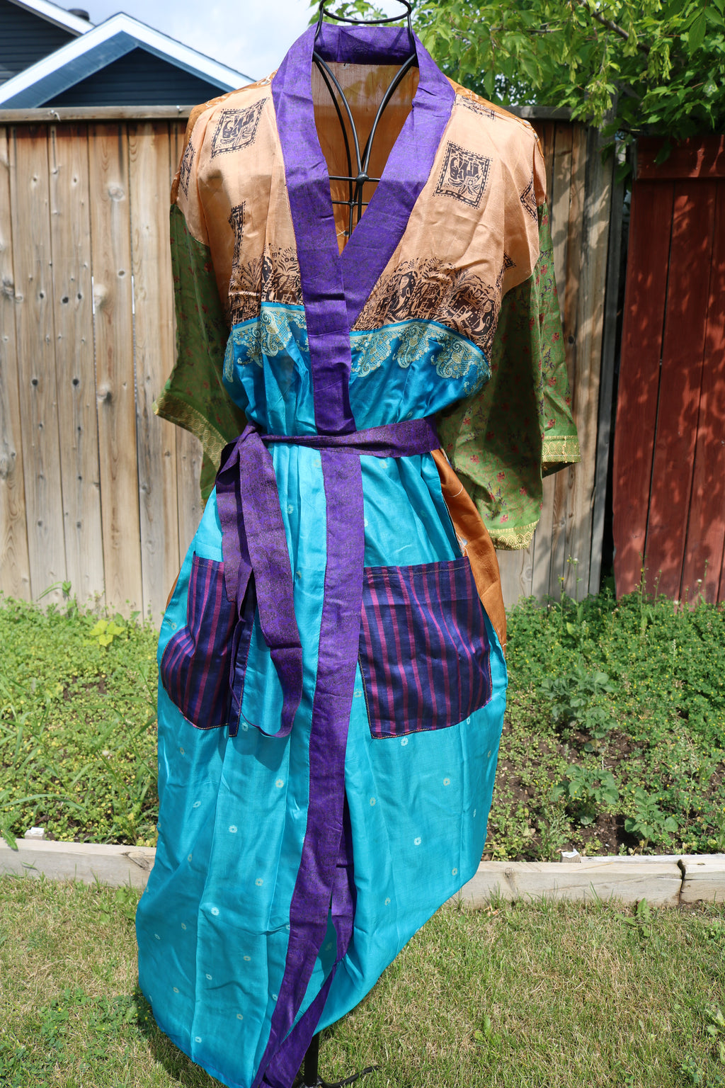 Breeze Silk Robe