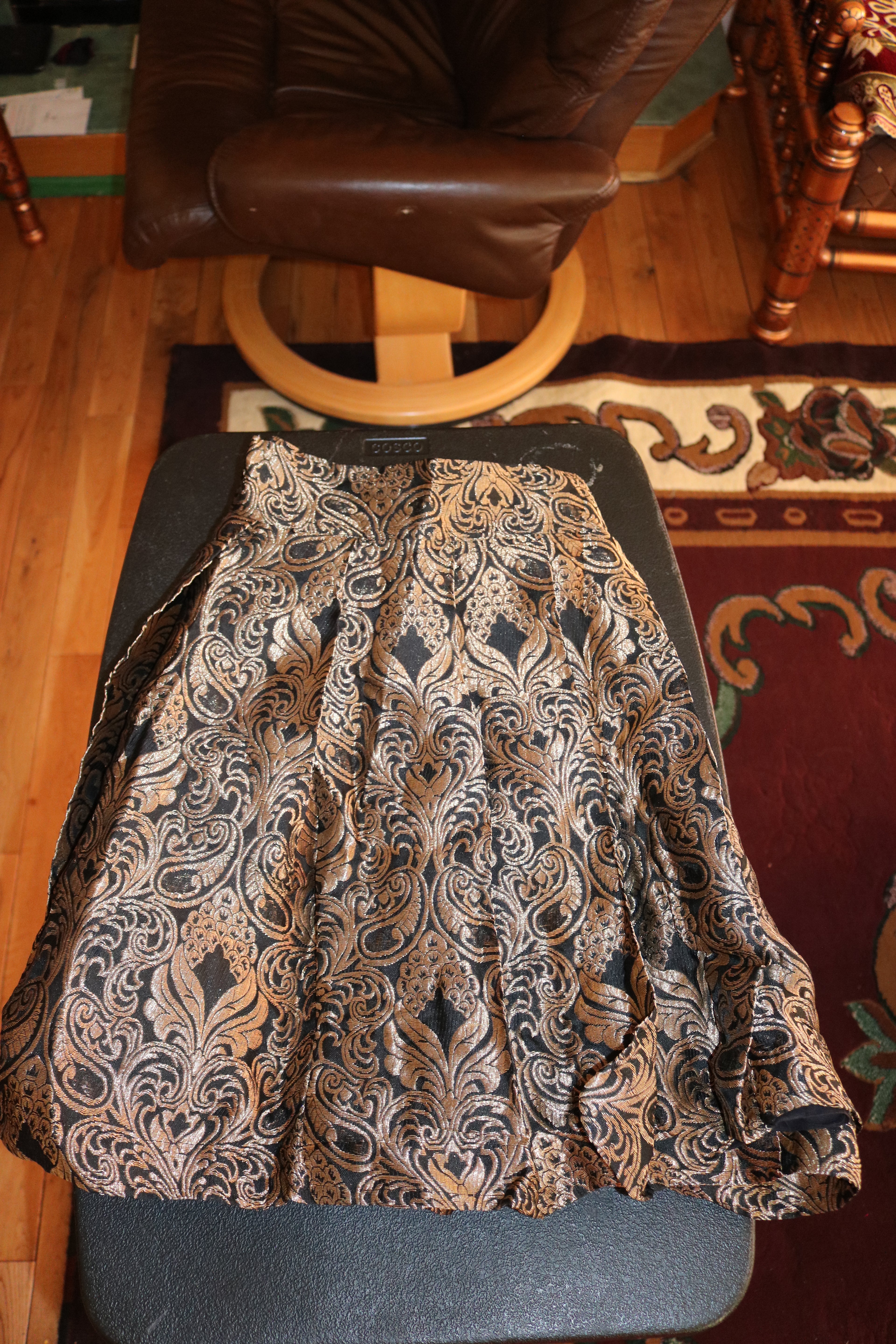 The Nocturnal Love Skirt