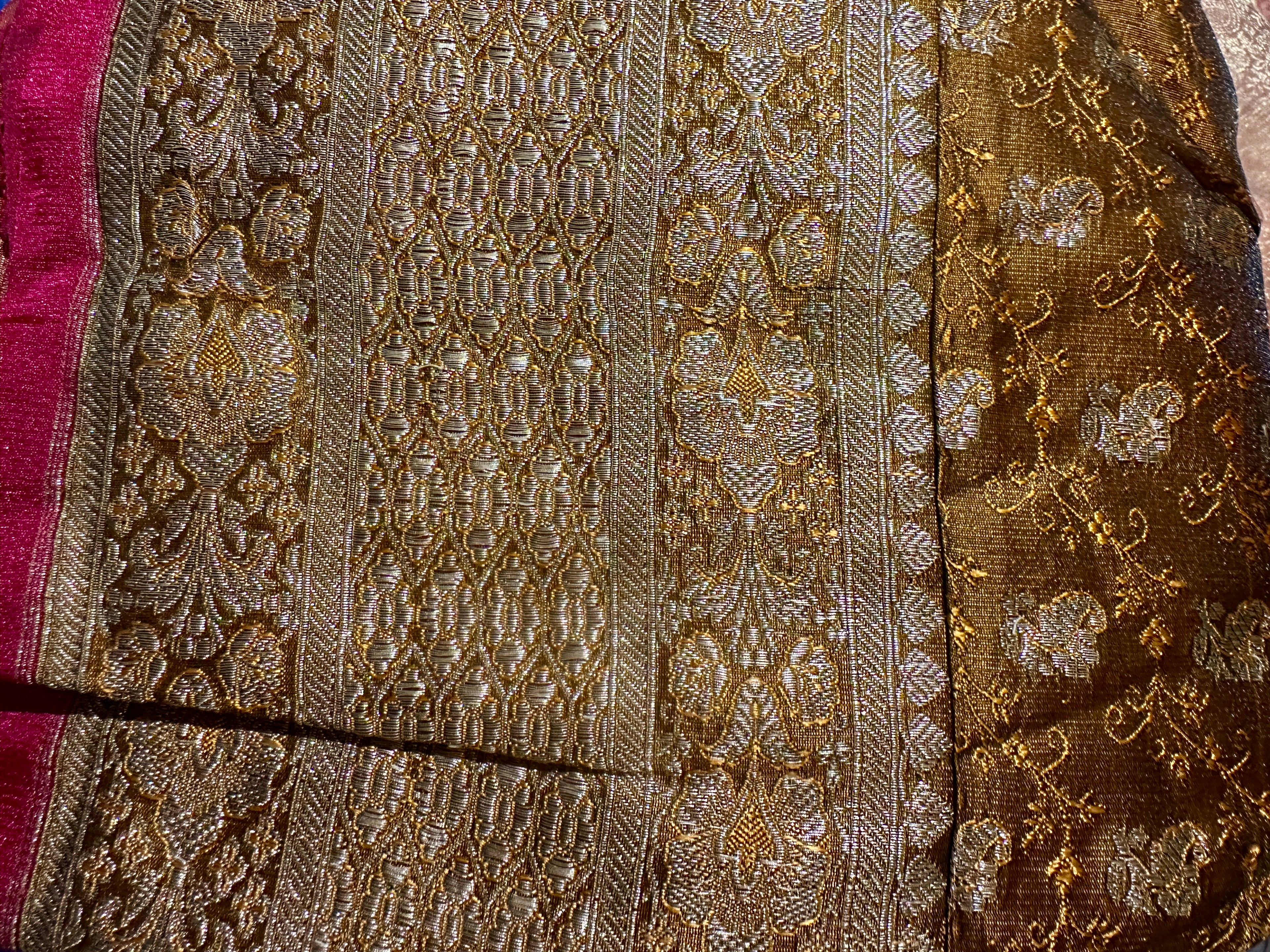 “Maharani’s Honey Glazed” Midi Co-ord Set