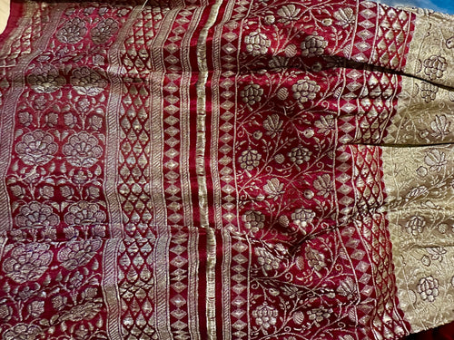 "Maharani's Smoky Lovenote” Midi Co-ord Set