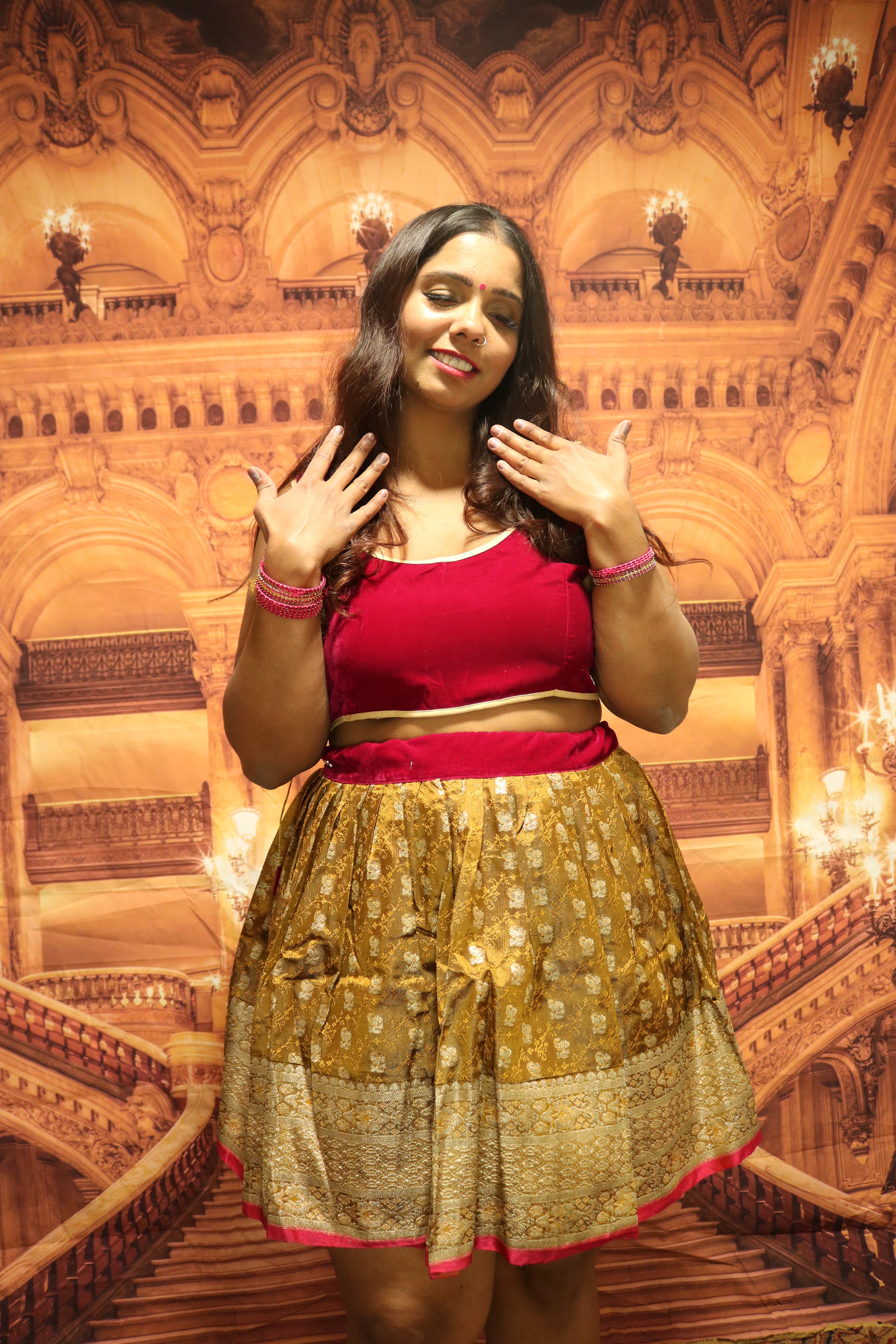 “Maharani’s Honey Glazed” Mini Co-ord Set