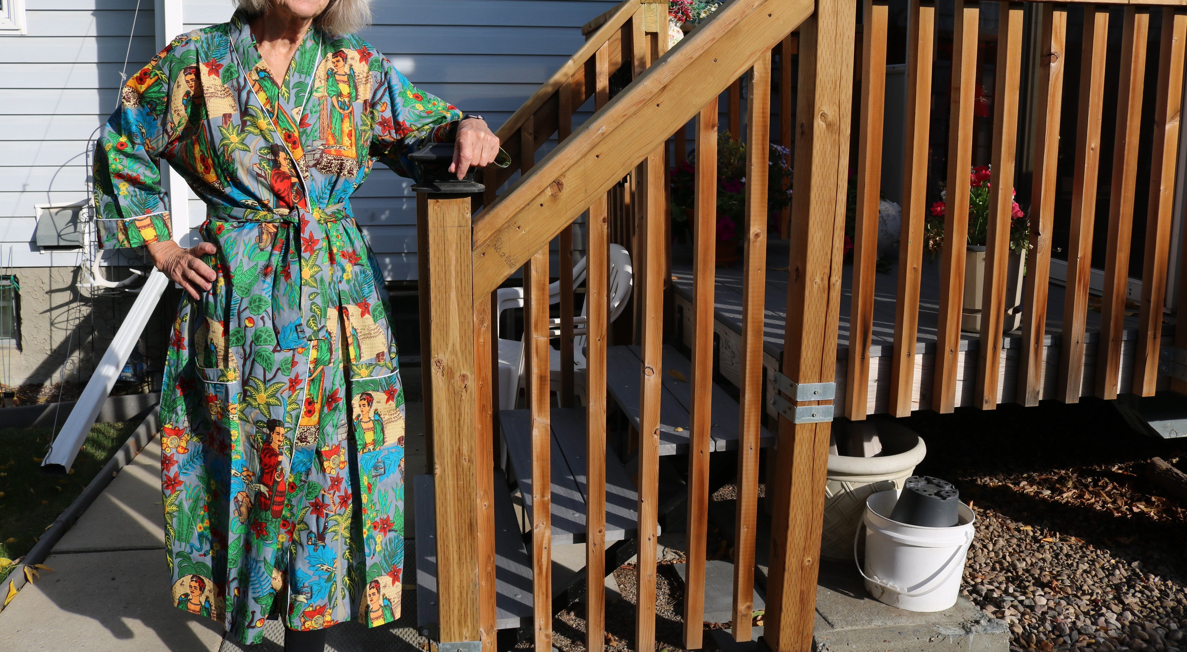 Frida's Canvas Robe in Dark Grey