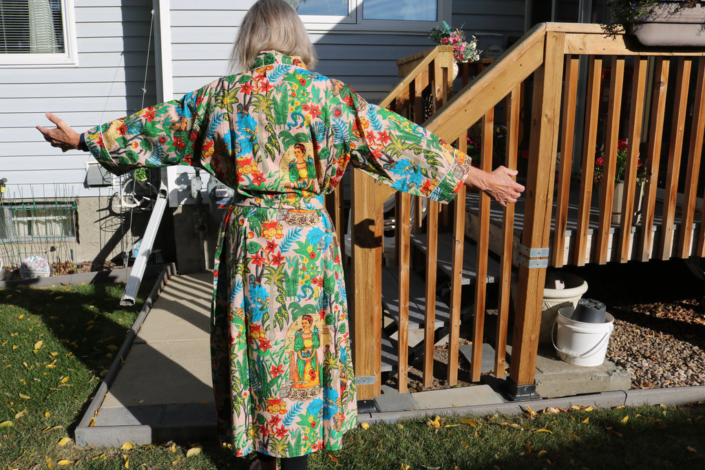 Frida's Canvas Robe in Peach